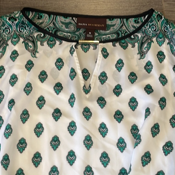 💙Dana Buchman green and tan short sleeve Sophisticated elegant casual blouse - Picture 3 of 4